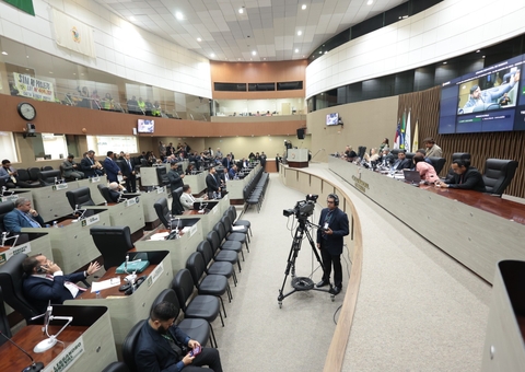 CMM delibera projeto que revoga medalha concedida a policial civil que agrediu advogado