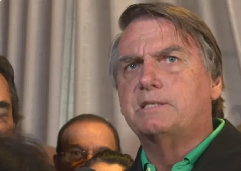 Bolsonaro recebe alta hospitalar em São Paulo