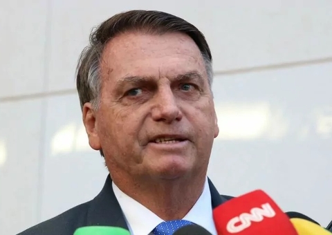 Defesa entrega extratos bancários de Bolsonaro ao STF