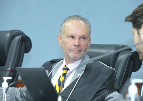 Conselheiro do TCE suspende licenças para construção de novo aterro sanitário em Manaus