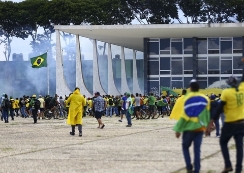 PGR quer transferir oficiais presos por omissão em atos golpistas