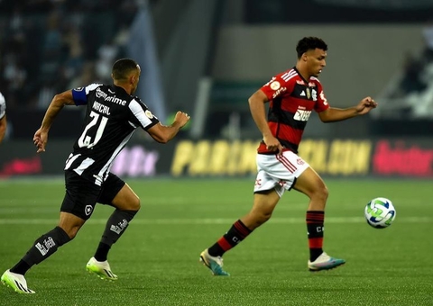 Flamengo vence Botafogo na 22ª rodada do Campeonato Brasileiro