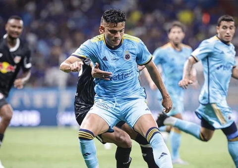 Cruzeiro empata com Bragantino, chega ao oitavo jogo sem vitória e é vaiado