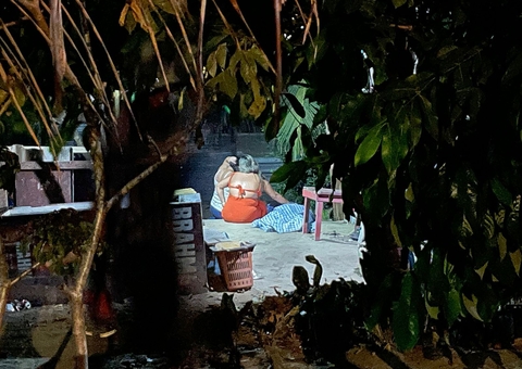 Criminosos desembarcam de carro e matam homem a tiros em Manaus