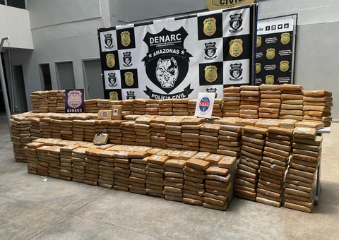 Meia tonelada de maconha avaliada em R$ 10 milhões é apreendida na Ponta Negra