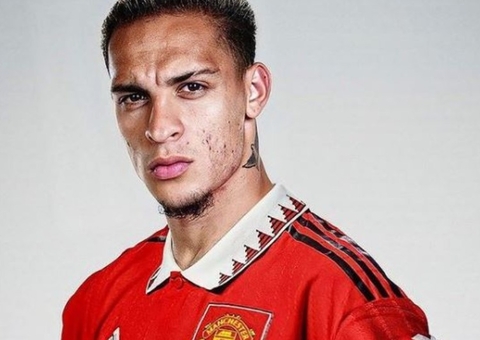 Antony é afastado pelo Manchester United após acusações de agressões 