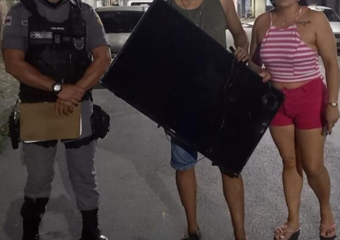 Homem invade casa da ex e rouba TV para pagar dívida com agiota em Manaus