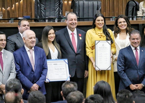 Omar Aziz recebe título de cidadão do Amazonas e Medalha Ruy Araújo na Aleam