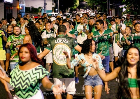 Mocidade Independente de Aparecida inicia ensaios com bateria em Manaus