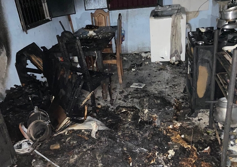 Vítimas de explosão em casa estão em estado grave em Manaus