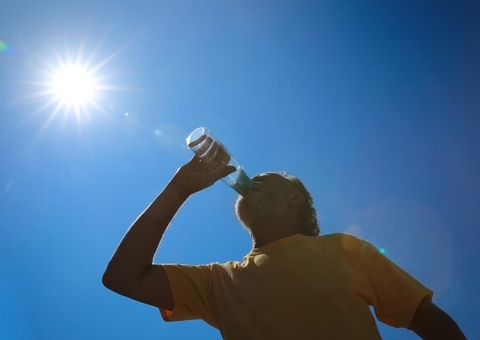 Com temperatura ultrapassando os 39°C, Manaus tem dia mais quente em 30 anos