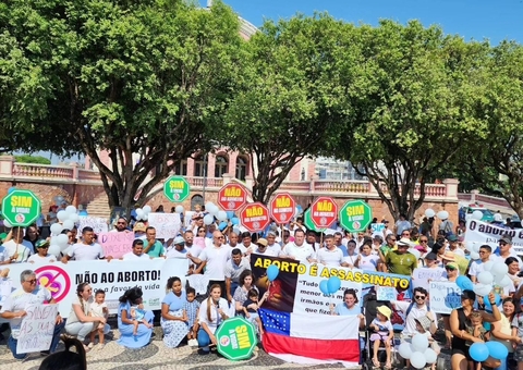 Marcha contra o aborto é realizada em Manaus