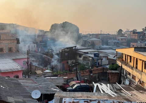 Incêndio destrói estância e deixa 6 famílias desabrigadas em Manaus