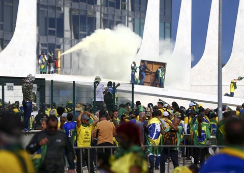 Moraes vota para condenar mais oito pessoas por atos do 8 de janeiro