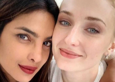 Sophia Turner deixa de seguir Priyanka Chopra após divórcio com Joe Jonas