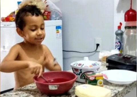 Família doa órgãos de menino de 5 anos que caiu do 3º andar de prédio