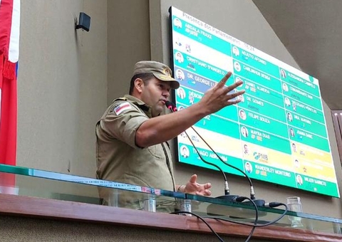 Corpo de Bombeiros apresenta plano de combate às queimadas no Amazonas na Aleam 