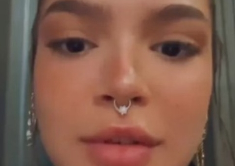 Mel Maia diz que cantor postou foto íntima com ela para ganhar engajamento 