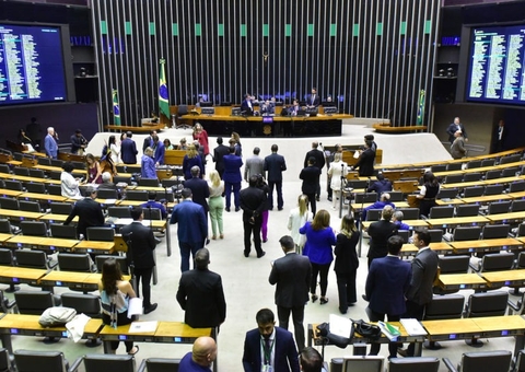 Votação do PL para taxar super-ricos é novamente adiada na Câmara