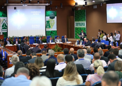 Wilson Lima aponta ZFM como essencial para desenvolvimento sustentável em conferência da Eletros