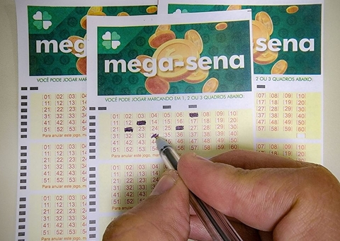 Mega-Sena acumula e pode pagar R$ 90 milhões no próximo sorteio