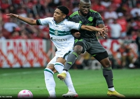 Coritiba bate Inter em jogo com quatro pênaltis e expulsão em tempo recorde