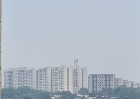 Manaus fica coberta por fumaça pelo 2º dia seguido