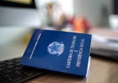 Desemprego cai 7,7% em no terceiro trimestre, aponta IBGE