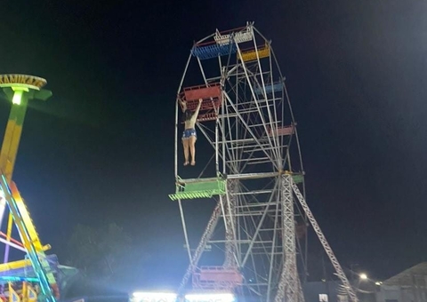 Vídeo: Adolescente despenca de roda gigante após ficar pendurada no Amazonas