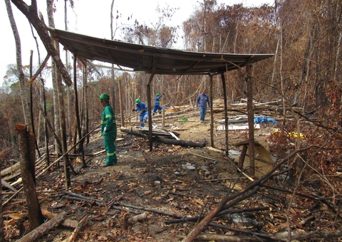 PM e Suframa impedem invasão de terra no distrito
