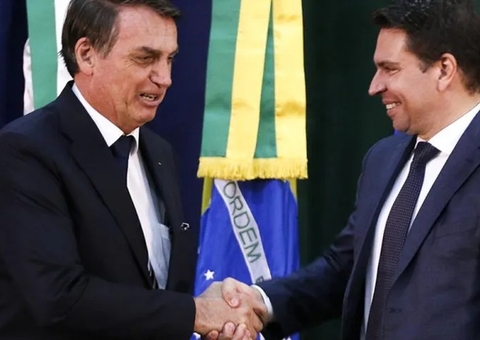 PF apura se Abin produziu dossiês sobre adversários de Bolsonaro