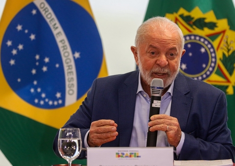 Lula diz que falhas do 1º ano de governo não podem se repetir em 2024