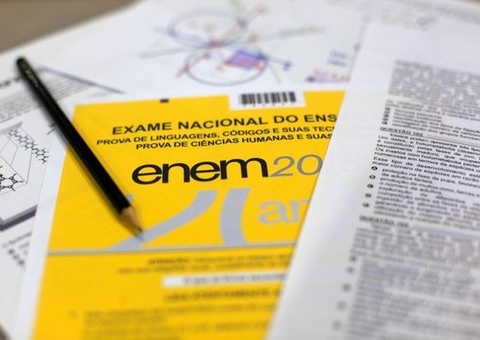Primeiro dia do Enem 2023 tem abstenção de 28,1% e 4.293 eliminados