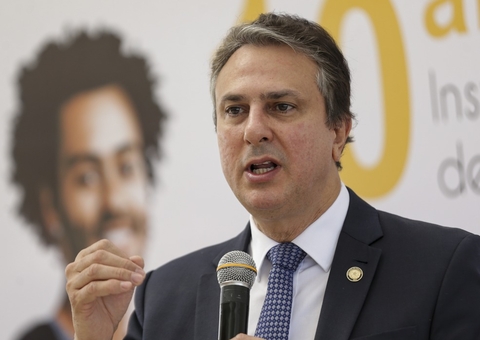 Caixa e BB começam nesta terça as renegociações de dívidas do Fies