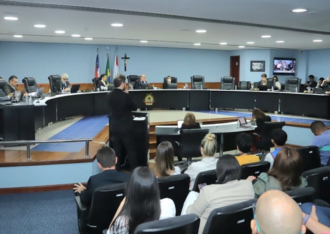 TCE-AM tem 89 processos para julgamento na sessão de hoje  
