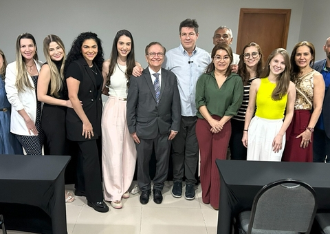 PHD em Dermatologia capacita profissionais do Amazonas em microagulhamento