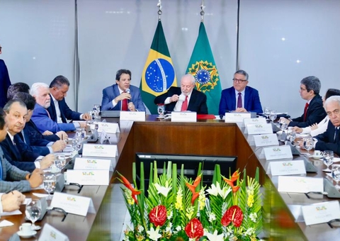 Omar e Lula abordam queimadas e empregos da ZFM em reunião sobre a Reforma Tributária