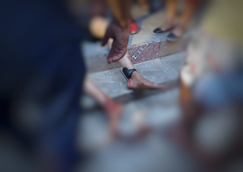 Homem com tornozeleira eletrônica é esfaqueado durante briga em Manaus