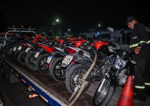 Mais de 100 motos usadas em ‘rolezinhos’ são removidas pelo Detran em Manaus