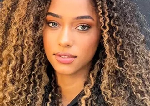 Atriz e modelo Ísis Freitas morre aos 22 anos 