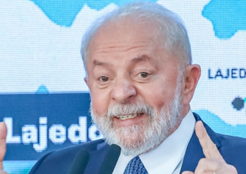 Argentina precisa de presidente que respeite a democracia, diz Lula