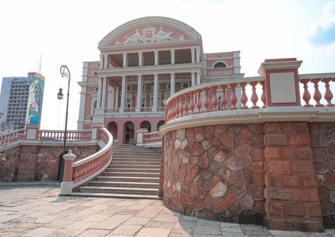 Espaços culturais funcionam em horário diferenciado neste feriado no Amazonas