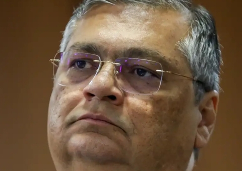 Lula diz que Flávio Dino é alvo de fake news sobre reunião com esposa de líder de facção 