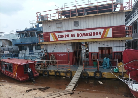 Cadáver é encontrando boiando próximo a orla de Manaus