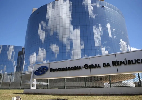 PGR denuncia deputado do PL por racismo contra Almeida e injúria contra Lula