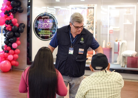 Procon orienta sobre riscos nas falsas promoções da Black Friday em Manaus