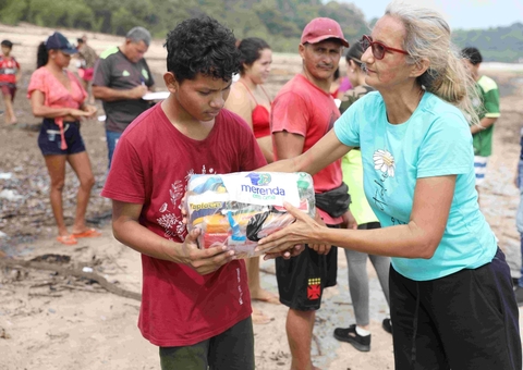 Mais de 90% dos estudantes afetados pela seca no Amazonas receberam 'Merenda em Casa'