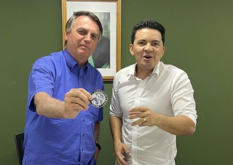 Após reunião com Bolsonaro, Péricles se coloca à disposição para ser candidato a prefeito de Manaus