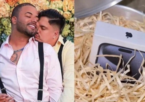 Influencer envia iPhone 15 em convites de casamento e viraliza