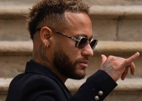 Colunista diz que Neymar surtou ao levar fora de atriz da Globo e jogador rebate